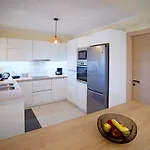 Appartamento Messinian Seaview Retreat *