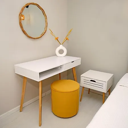 Messinian Seaview Retreat Apartment Kyparissia