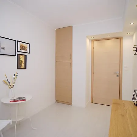 Messinian Seaview Retreat Apartment Kyparissia