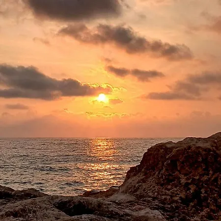 Апартаменты Messinian Seaview Retreat