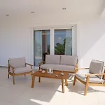 Messinian Seaview Retreat *