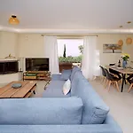Messinian Seaview Retreat * Kyparissia