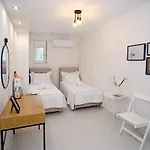 Messinian Seaview Retreat *