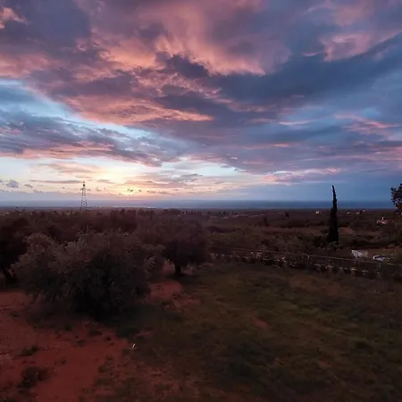 Messinian Seaview Retreat アパート キパリシア