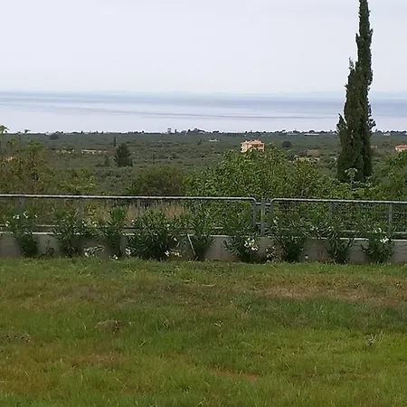 Messinian Seaview Retreat アパート キパリシア