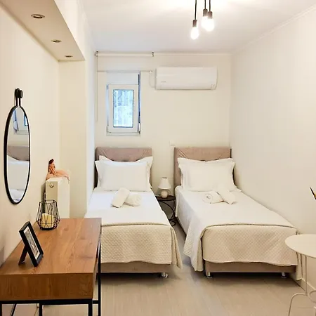 Messinian Seaview Retreat * Kyparissia