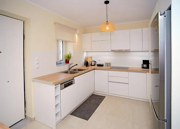 Messinian Seaview Retreat Kyparissia