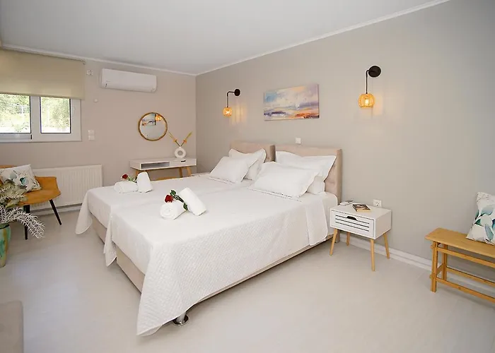 Messinian Seaview Retreat *