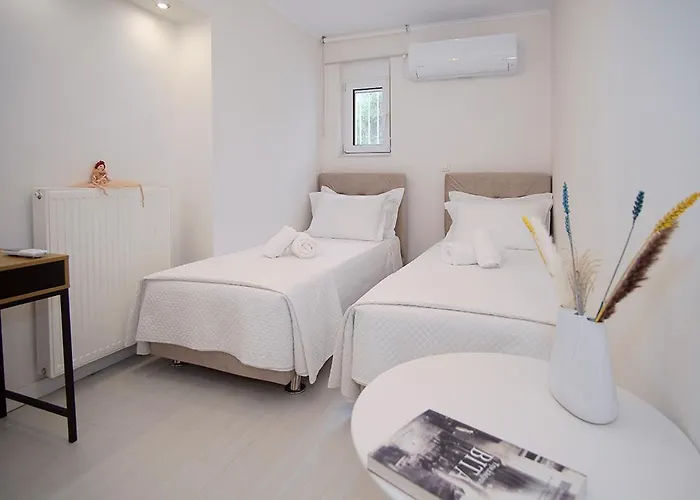 Messinian Seaview Retreat *